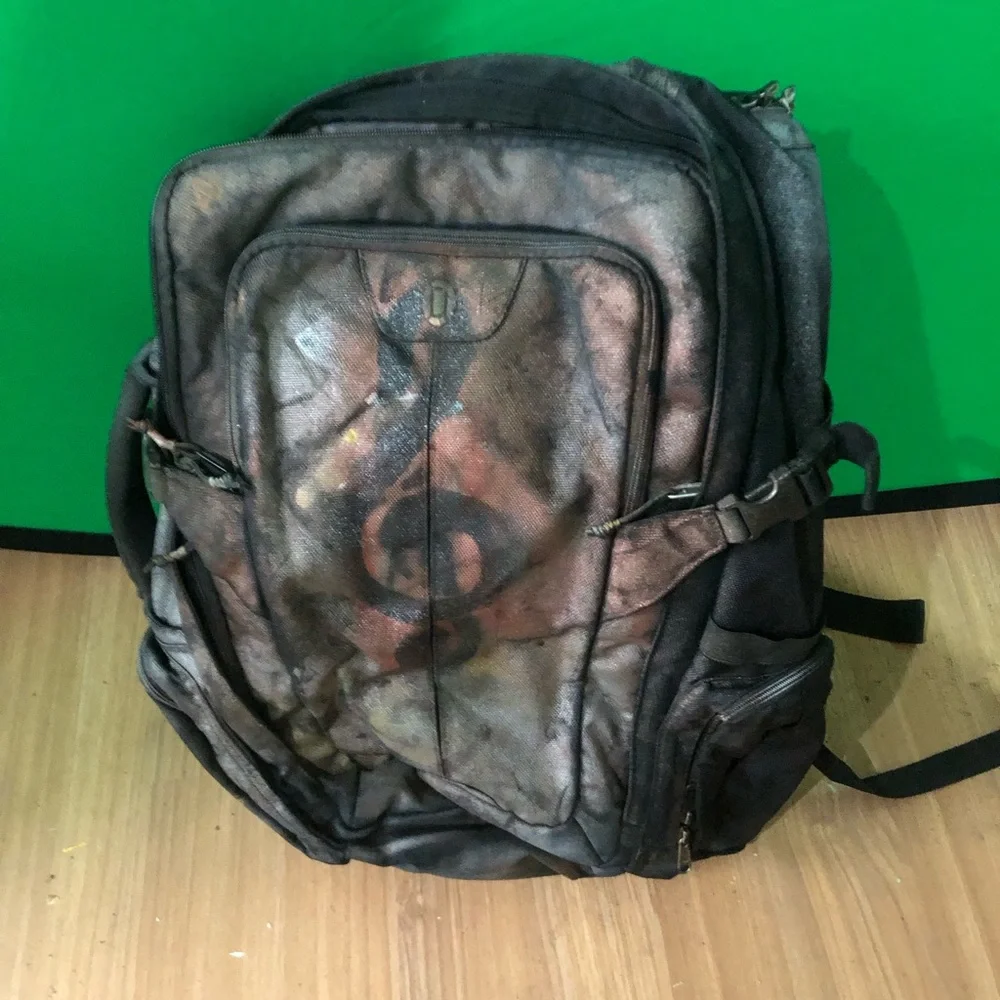 Handpainted Tortuga backpack - Picture 1 of 2